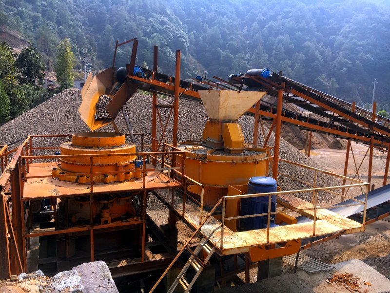 圆锥破碎机 圆锥破碎机