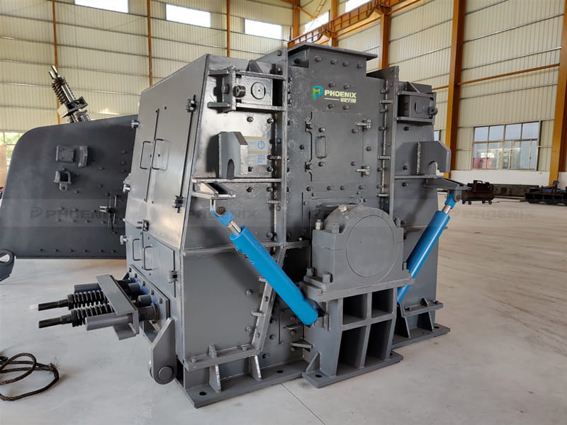 可逆锤式细碎设备